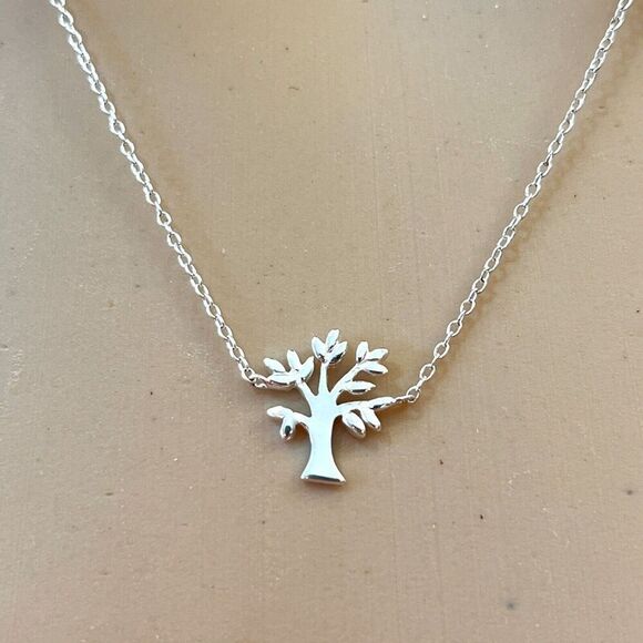 Kohl's Tree of Life Necklace Sterling Silver Charm 1mm Trace Chain 18in Long - Picture 5 of 14